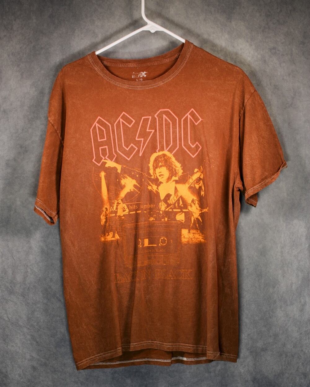 AC/DC Back in Black Vintage Mineral Wash Brown Graphic T-Shirt Large Band Tee